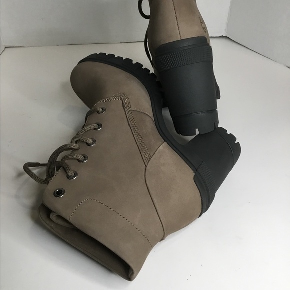 TIMBERLAND TILLSTON LACE-UP BOOT. Women size 8.5 - Picture 6 of 9